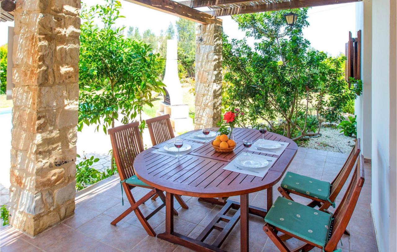Amazing Home In Pomos With Wifi Exteriér fotografie